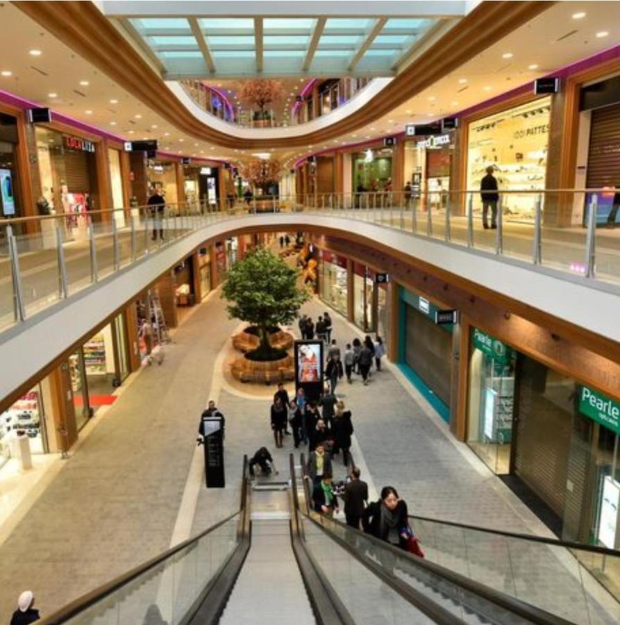 Le Petit Luxembourg Montignies-sur-Sambre Exterior foto