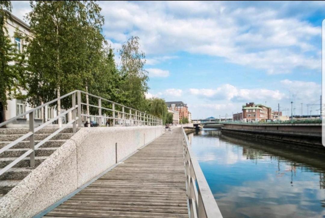 Le Petit Luxembourg Montignies-sur-Sambre Exterior foto